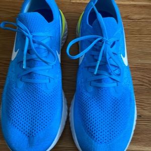 Nike Epic React Flynit 2